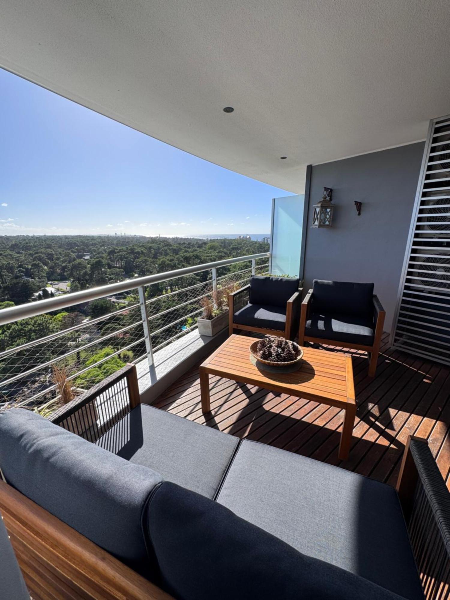 Apartamentos Torre Tressesenta Punta del Este Dış mekan fotoğraf