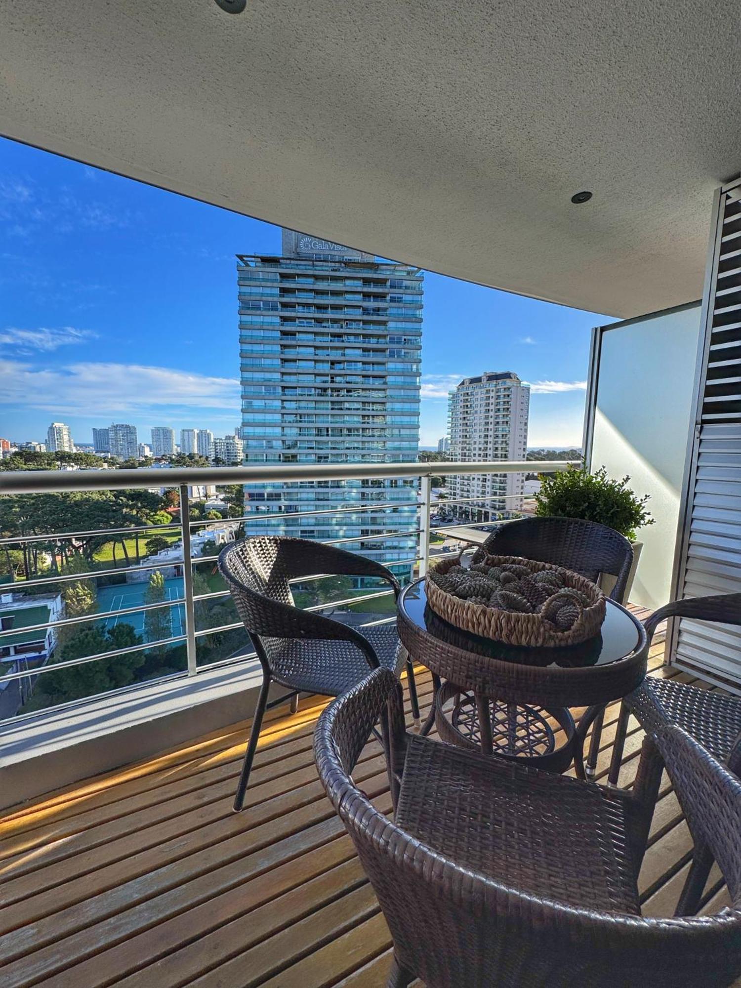 Apartamentos Torre Tressesenta Punta del Este Oda fotoğraf