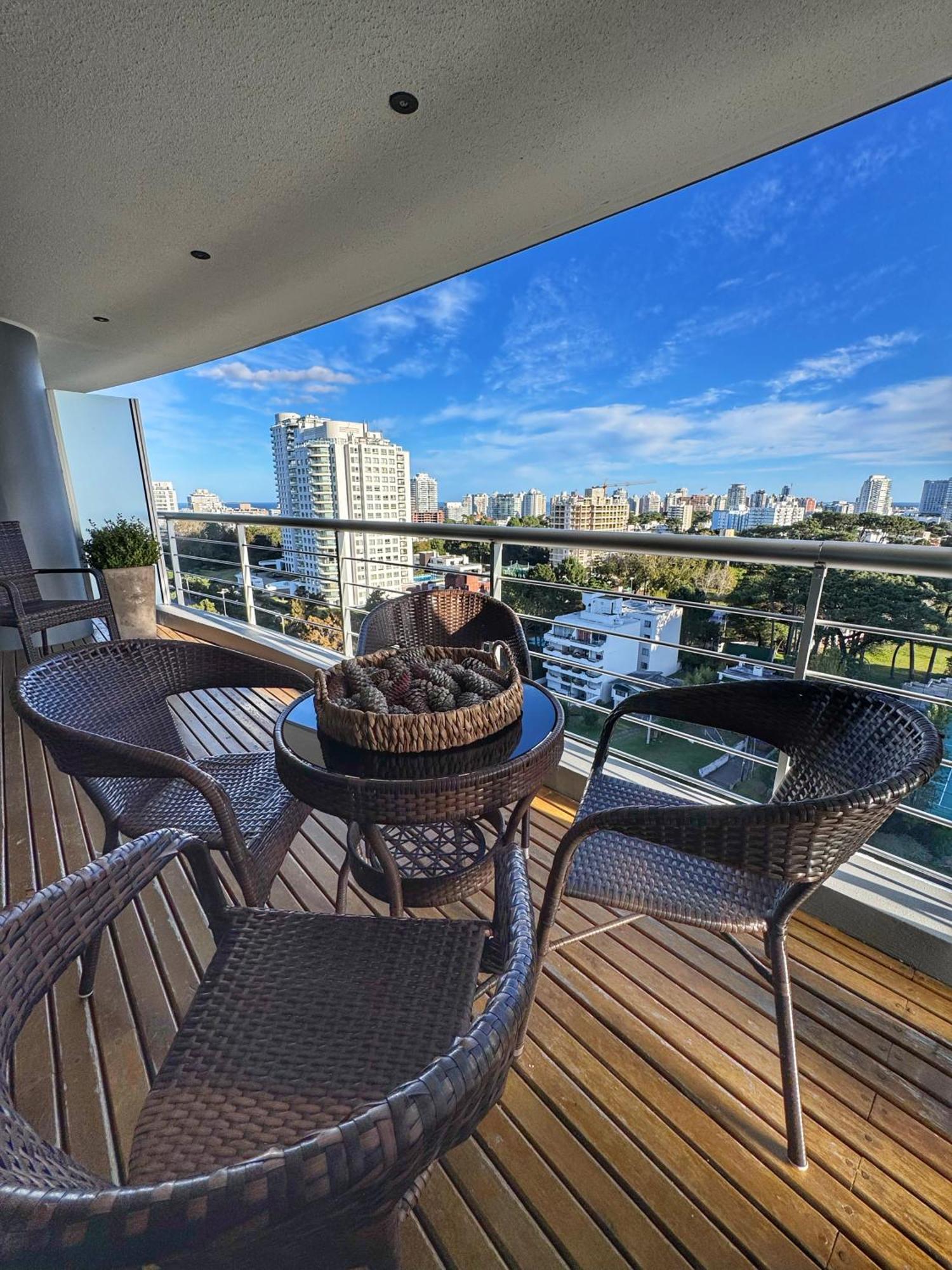 Apartamentos Torre Tressesenta Punta del Este Oda fotoğraf