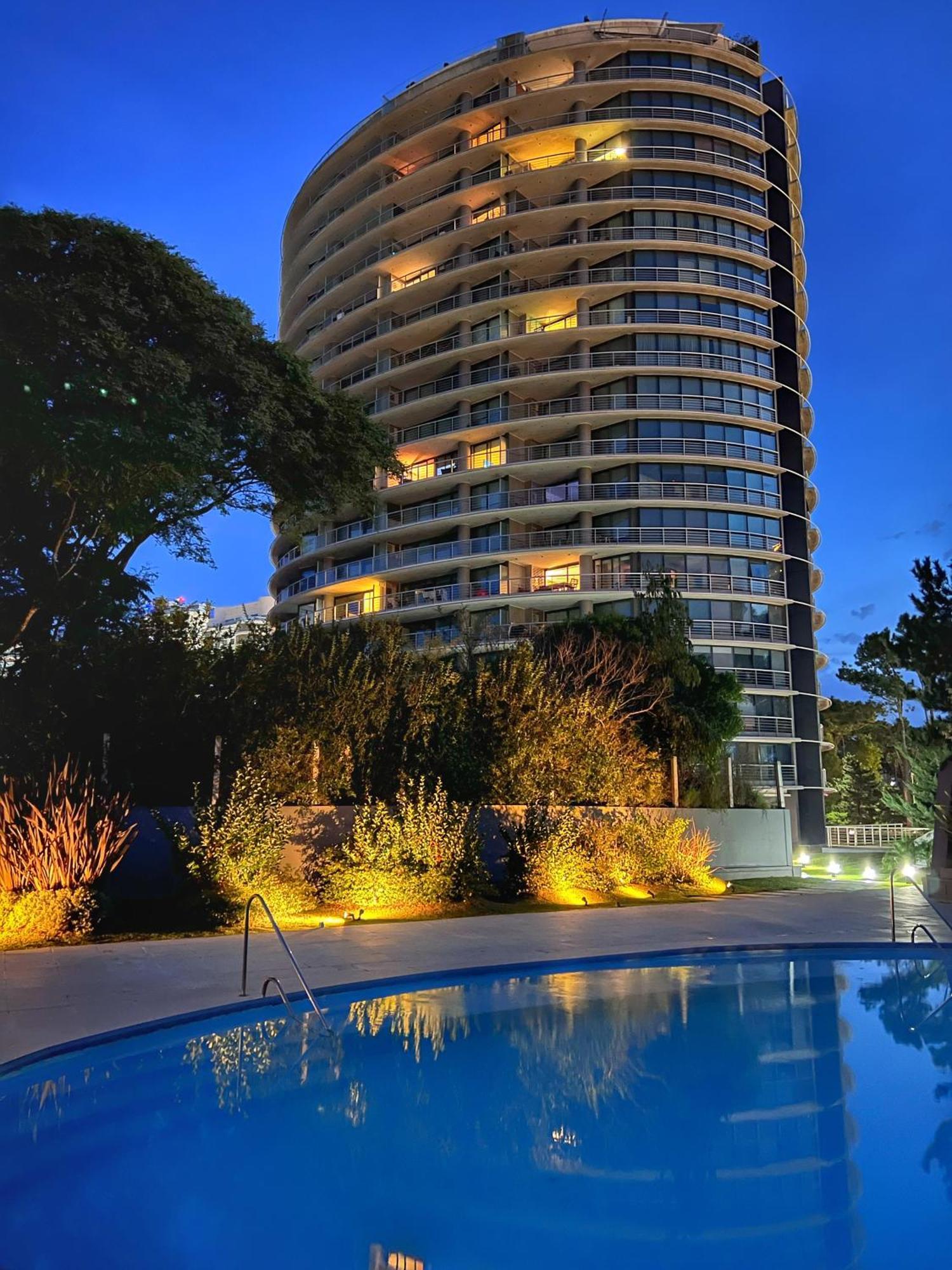 Apartamentos Torre Tressesenta Punta del Este Dış mekan fotoğraf